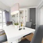 Flora Penthouse *